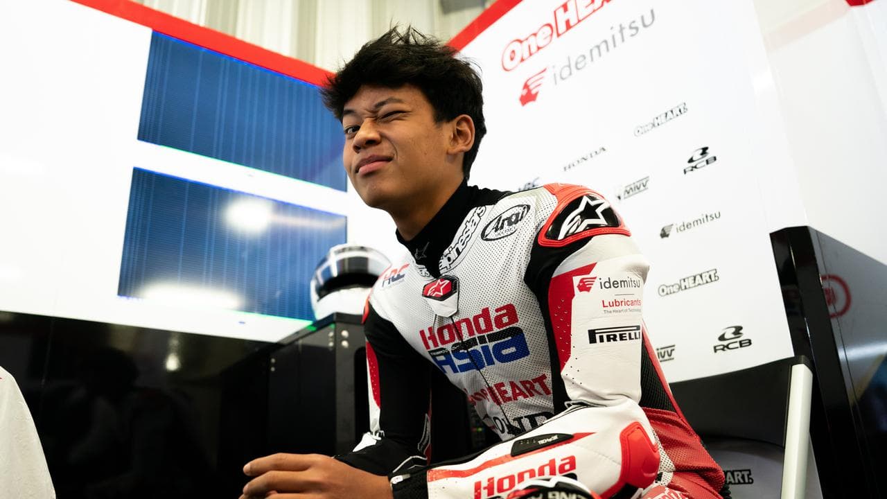 SENSASIONAL! Veda Ega Pratama Tampil Gila, Finis P8 Moto3 Catalunya Usai Terbang dari Posisi ke-21!